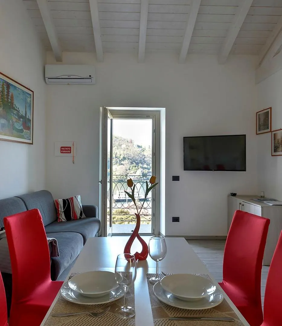 Apartment Appartamenti I Fiori Del Lago Laveno