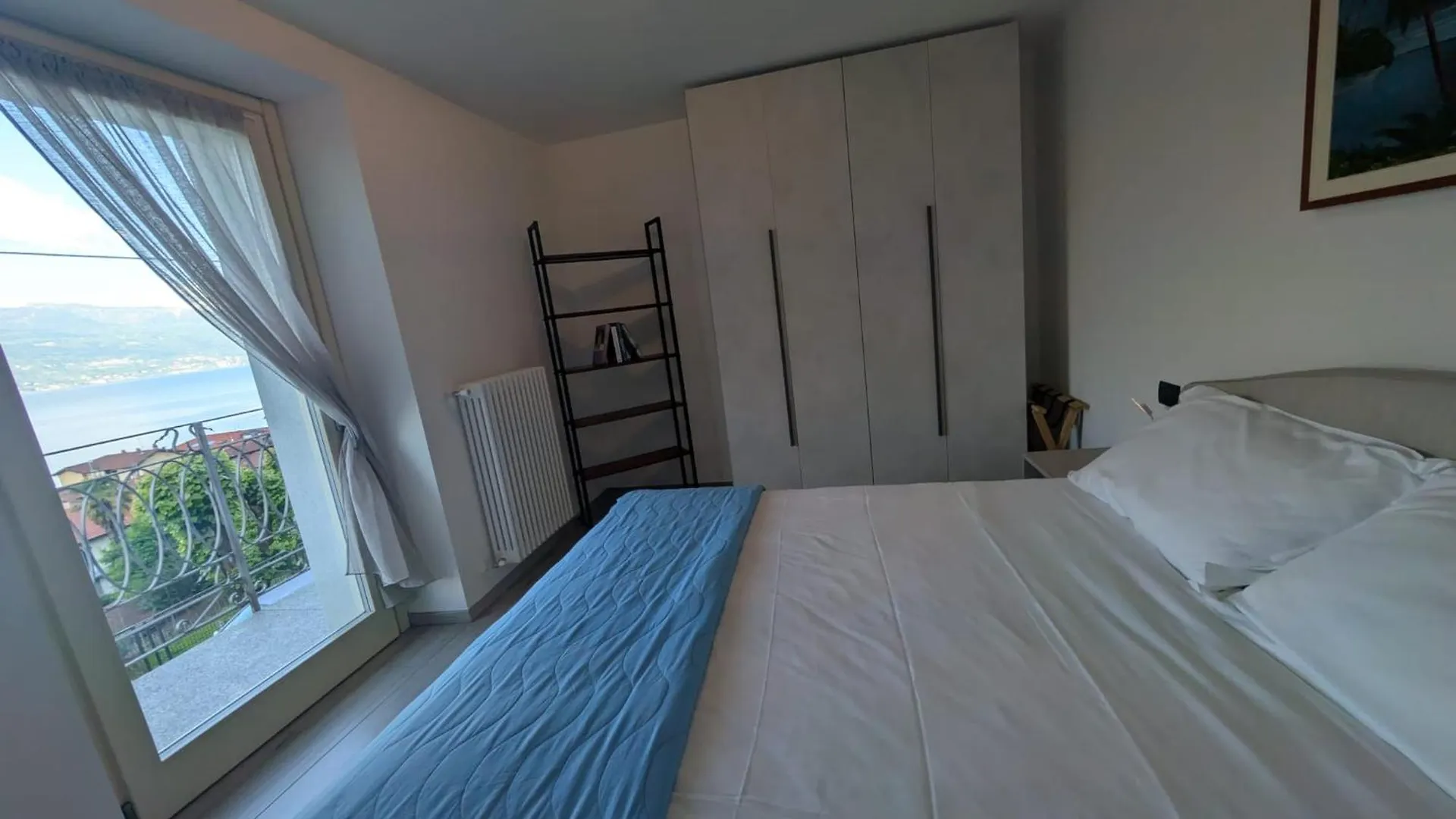 Appartamenti I Fiori Del Lago Laveno Apartment