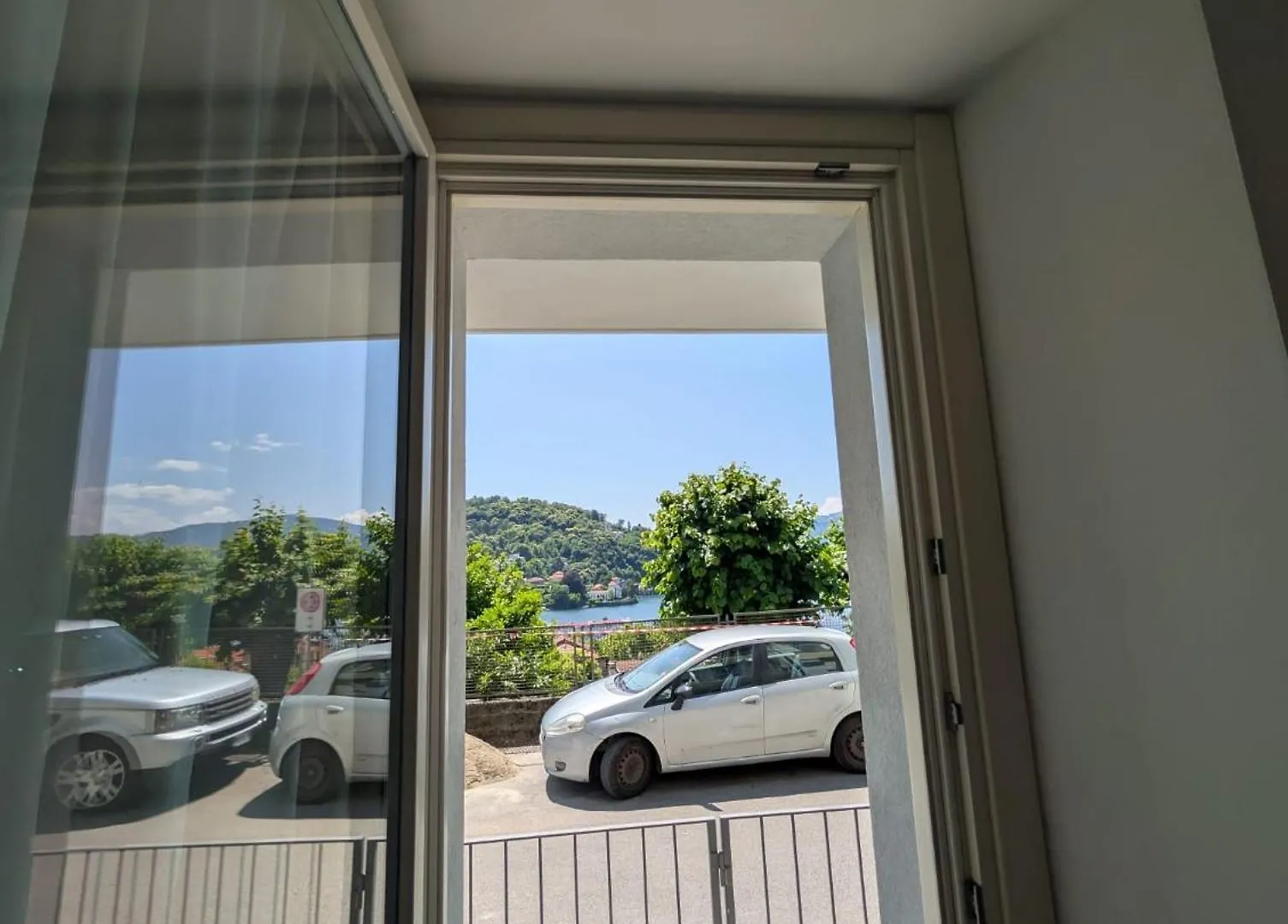 appartamenti i fiori del lago Laveno-Mombello 0*,  Italia